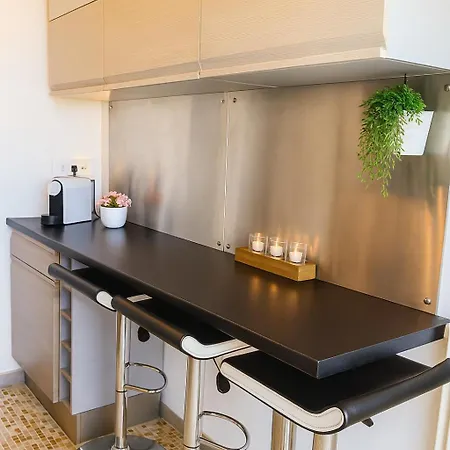 Bleu Riviera Apartment *